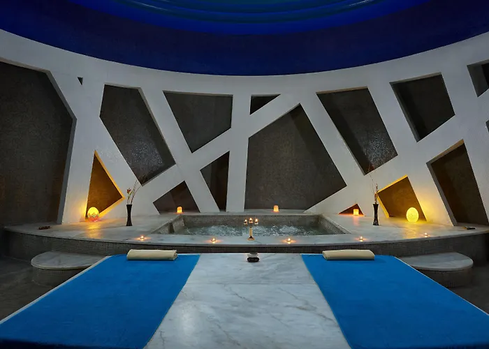 Mosaique Heights 5*